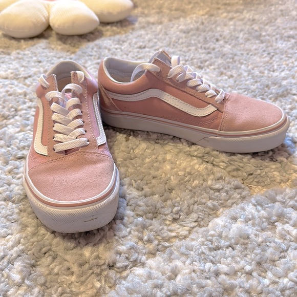 Women’s vans sneakers (size 6) - Picture 2 of 3